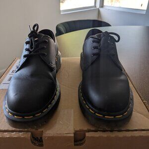 Slip Resistant Dr. Martens Women's size 7